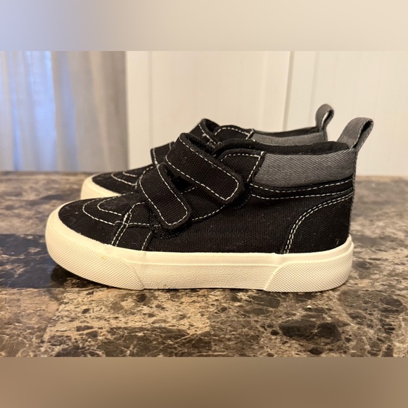 Old Navy Other - Old Navy Black and Gray Kids toddler Sneakers high top